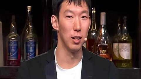 囧哥逆转夺冠，第4局独杆奇袭助力晋级8强，小钢炮被判罚4分